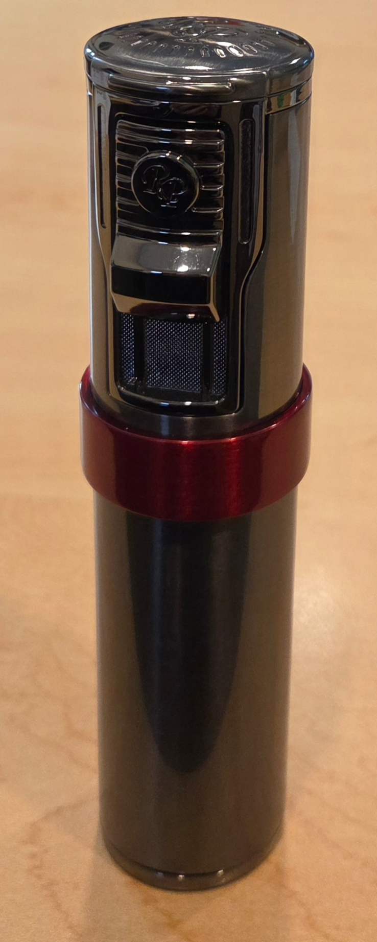 The Diplomat II 5-Jet Lighter Series